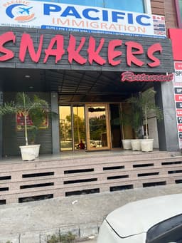 Quick Bites Near Me β Bathinda | Snakkers Outlet