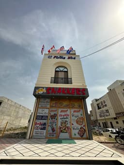 Quick Bites Near Me β Bhucho | Snakkers Outlet