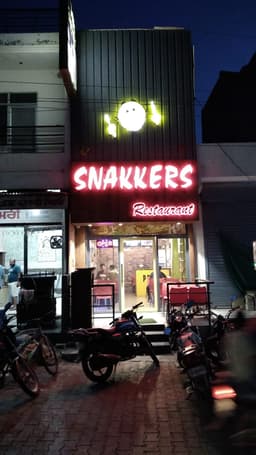 Quick Bites Near Me β Jaito | Snakkers Outlet