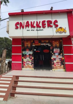 Quick Bites Near Me β Jalalabad | Snakkers Outlet