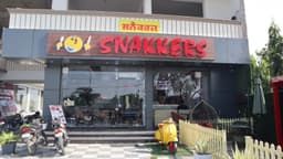 Quick Bites Near Me β Mullanpur | Snakkers Outlet