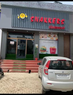 Quick Bites Near Me β Ludhiana GNE | Snakkers Outlet