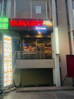 Quick Bites Near Me β Kharar Nijjar Road | Snakkers Outlet