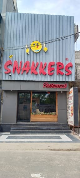 Quick Bites Near Me β Talwandi Bhai City | Snakkers Outlet