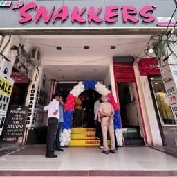 Quick Bites Near Me β Rajpura | Snakkers Outlet